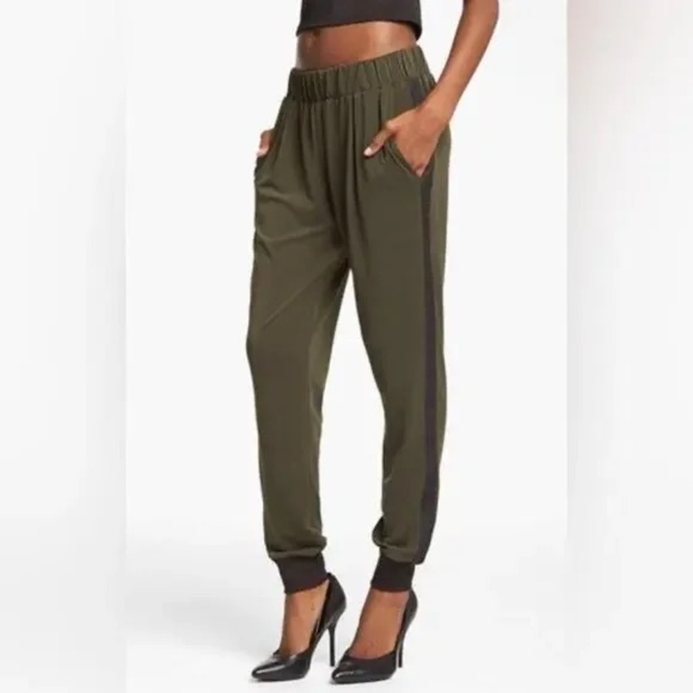 WAYF Relaxed Fit Joggers Pants Women’s Olive Green with Black Trim Stripe Size L